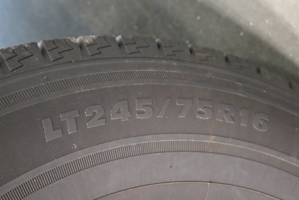 Used 2021 Mercedes-Benz Sprinter 2500 w/ Driver Convenience Package image 34