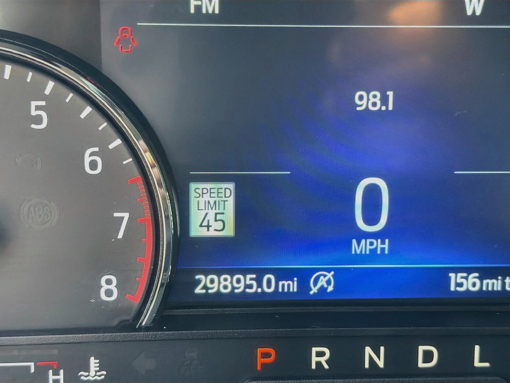 Used 2023 Ford Explorer XLT w/ Equipment Group 202A AWD/4WD image 14