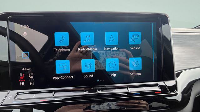 New 2026 Volkswagen Atlas Cross Sport SE AWD/4WD image 15