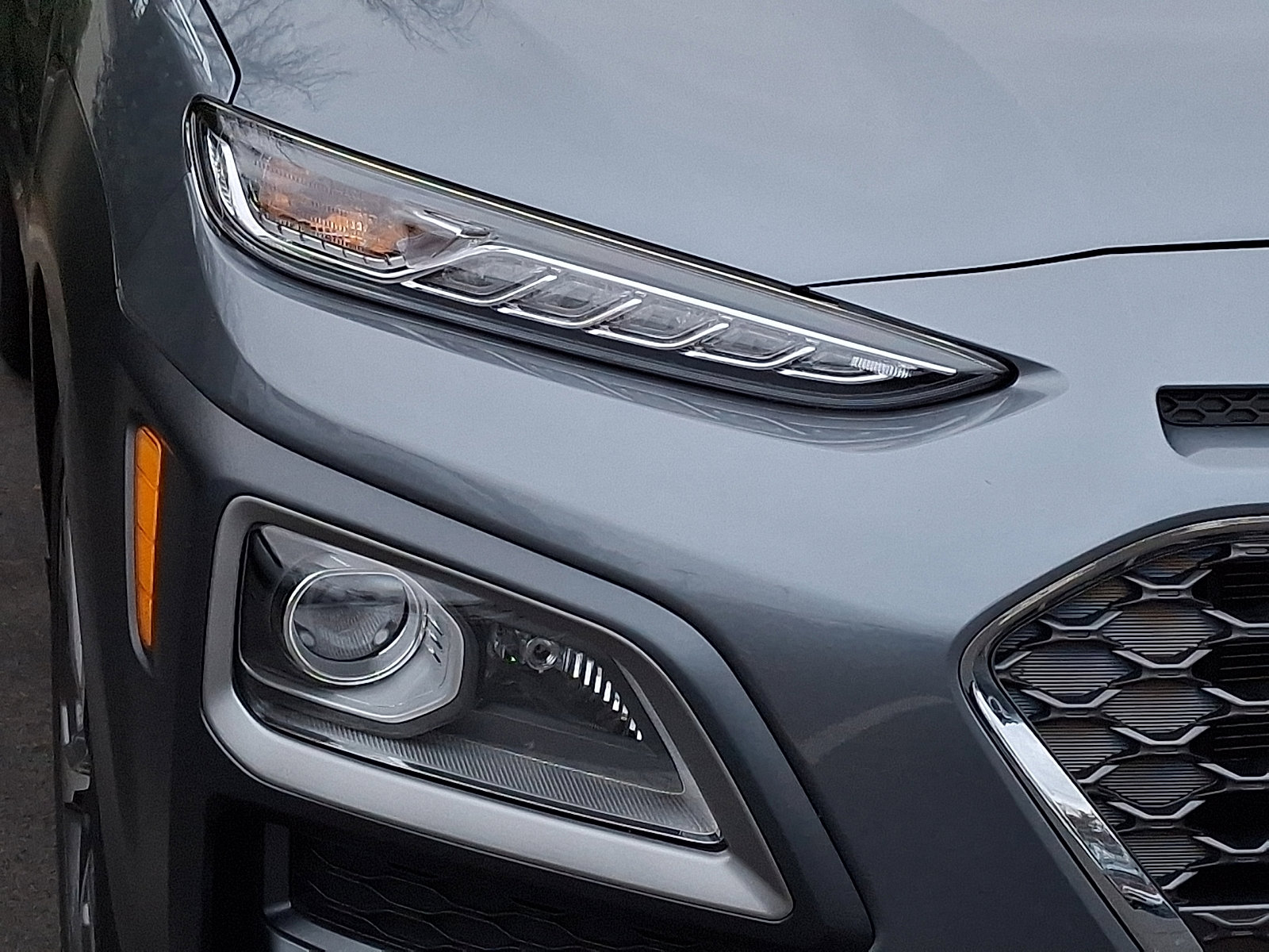 Used 2021 Hyundai Kona Limited w/ Cargo Package image 9