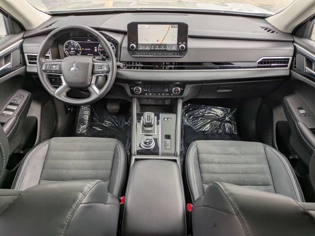 Used 2023 Mitsubishi Outlander SE AWD/4WD image 17