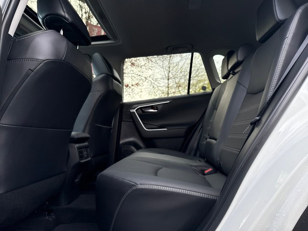 Certified 2022 Toyota RAV4 Limited image 21