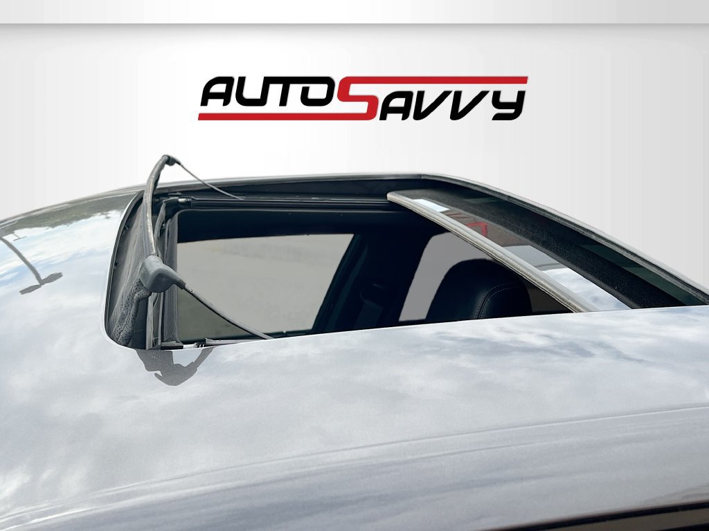 Used 2023 Chrysler 300 S RWD image 23
