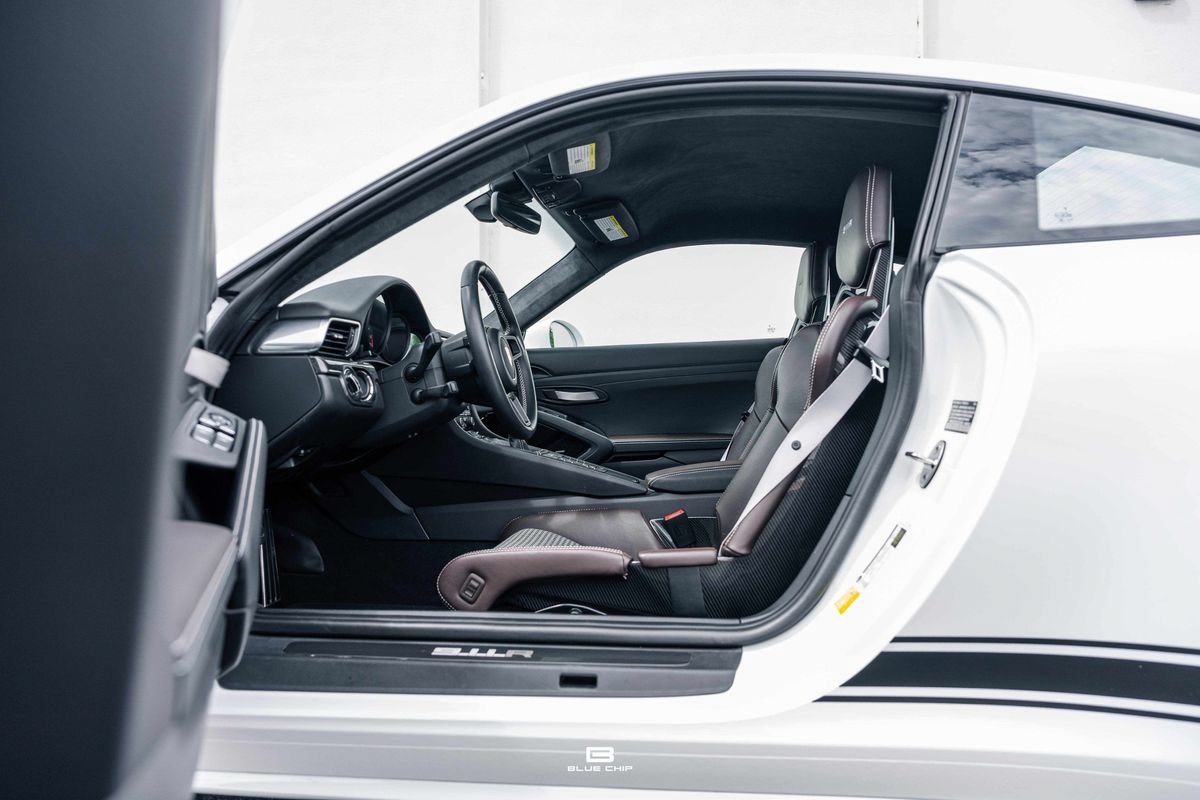 Used 2016 Porsche 911 R RWD image 35