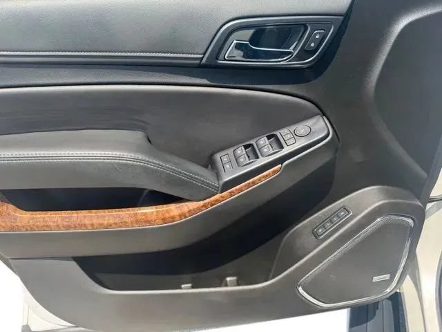Used 2019 Chevrolet Suburban Premier w/ Premier Plus Edition AWD/4WD image 12