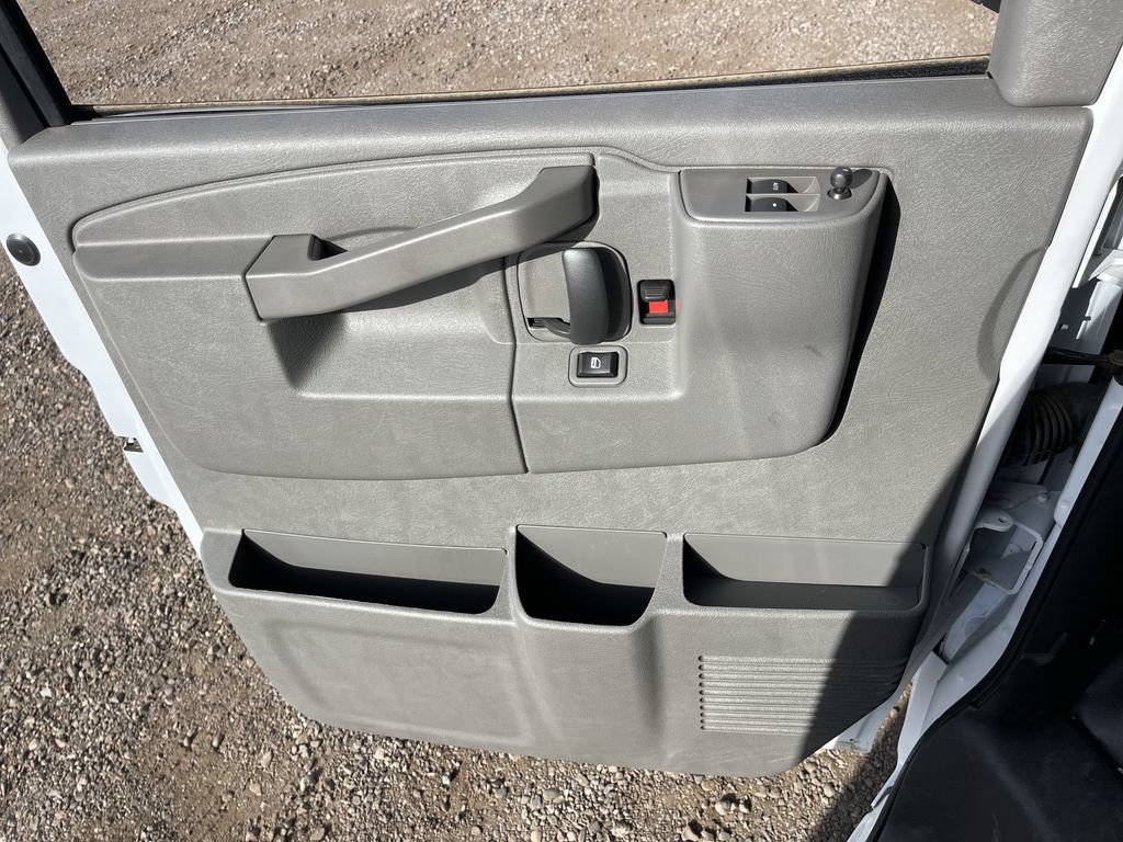 New 2025 GMC Savana 2500 Extended w/ Driver Convenience Package RWD image 23
