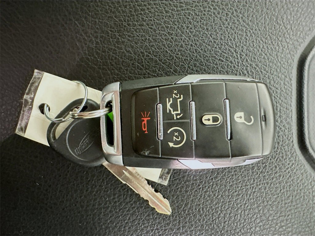 Used 2020 RAM 1500 Laramie image 38