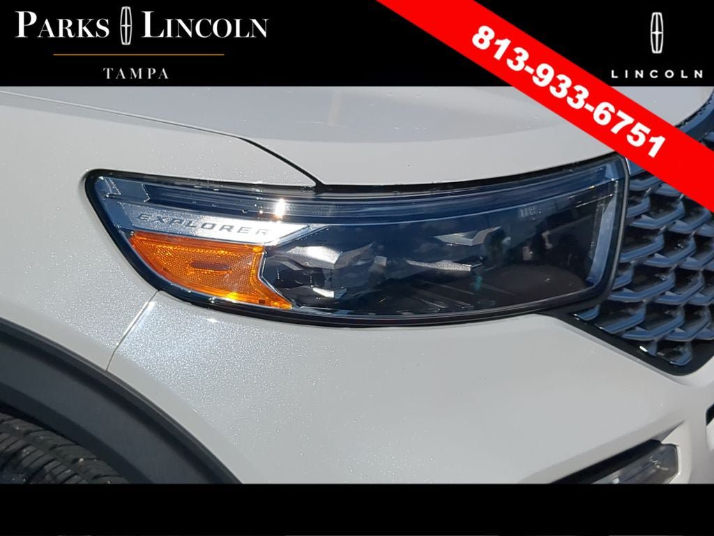 Used 2022 Ford Explorer Platinum w/ Equipment Group 601A AWD/4WD image 6