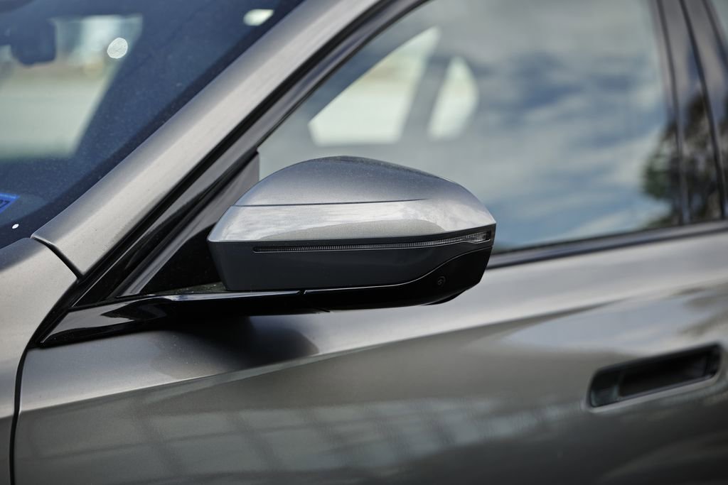 New 2026 BMW i7 eDrive50 w/ M Sport Package image 11