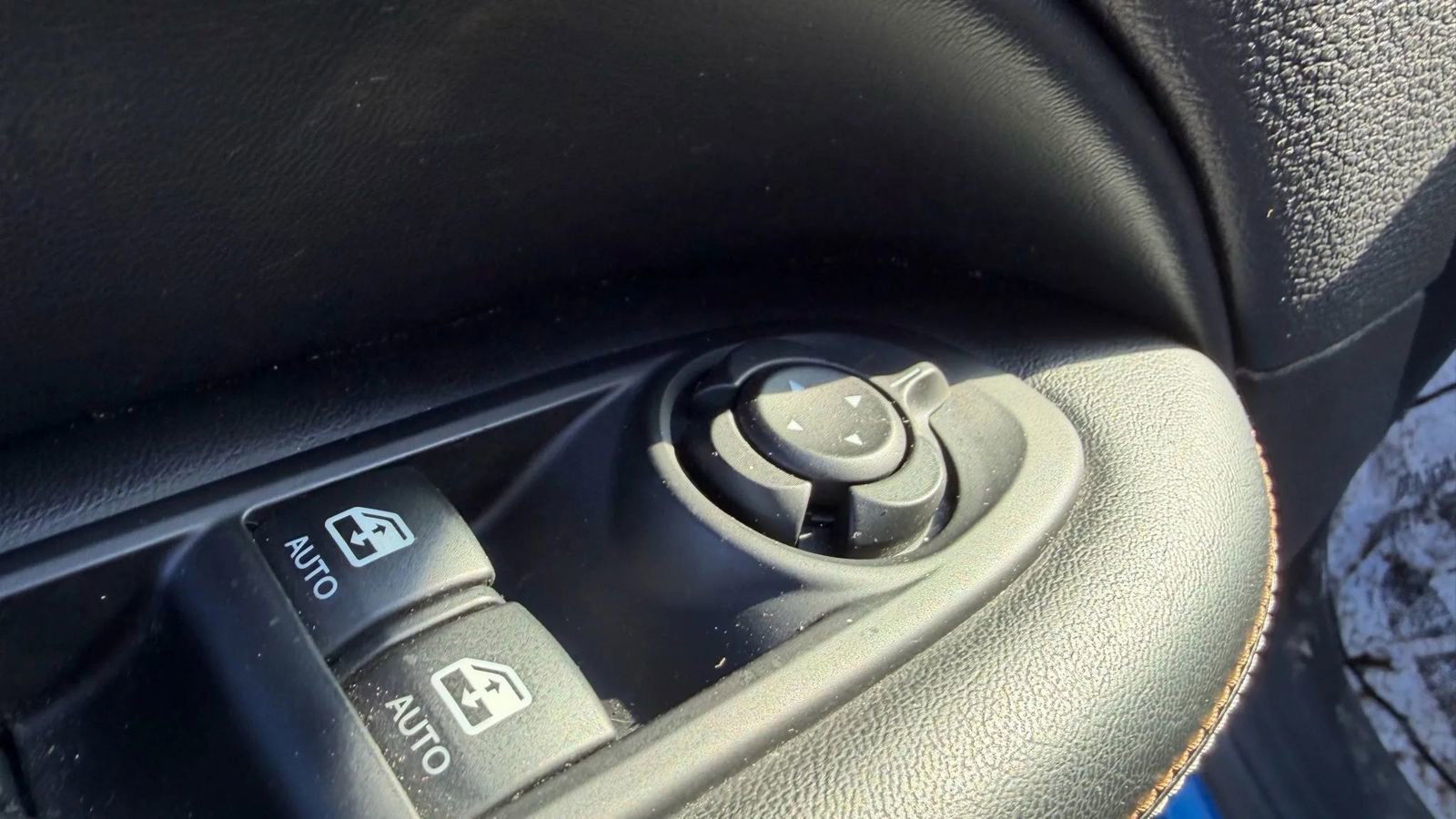 Used 2019 Jeep Compass Latitude w/ Popular Equipment Group image 24