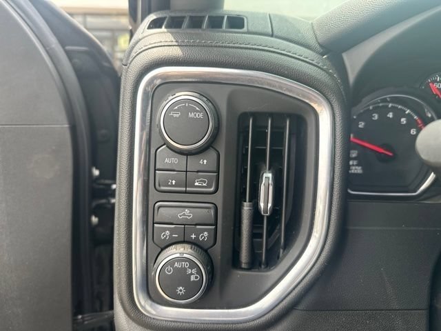 Used 2021 Chevrolet Silverado 1500 LT AWD/4WD image 25