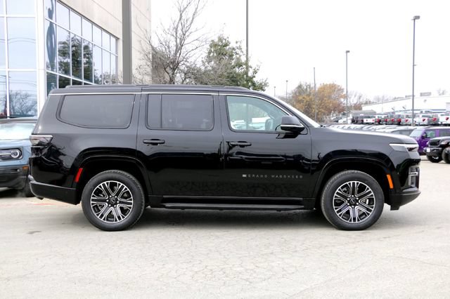 New 2026 Jeep Grand Wagoneer 4WD w/ Premium Group I image 4