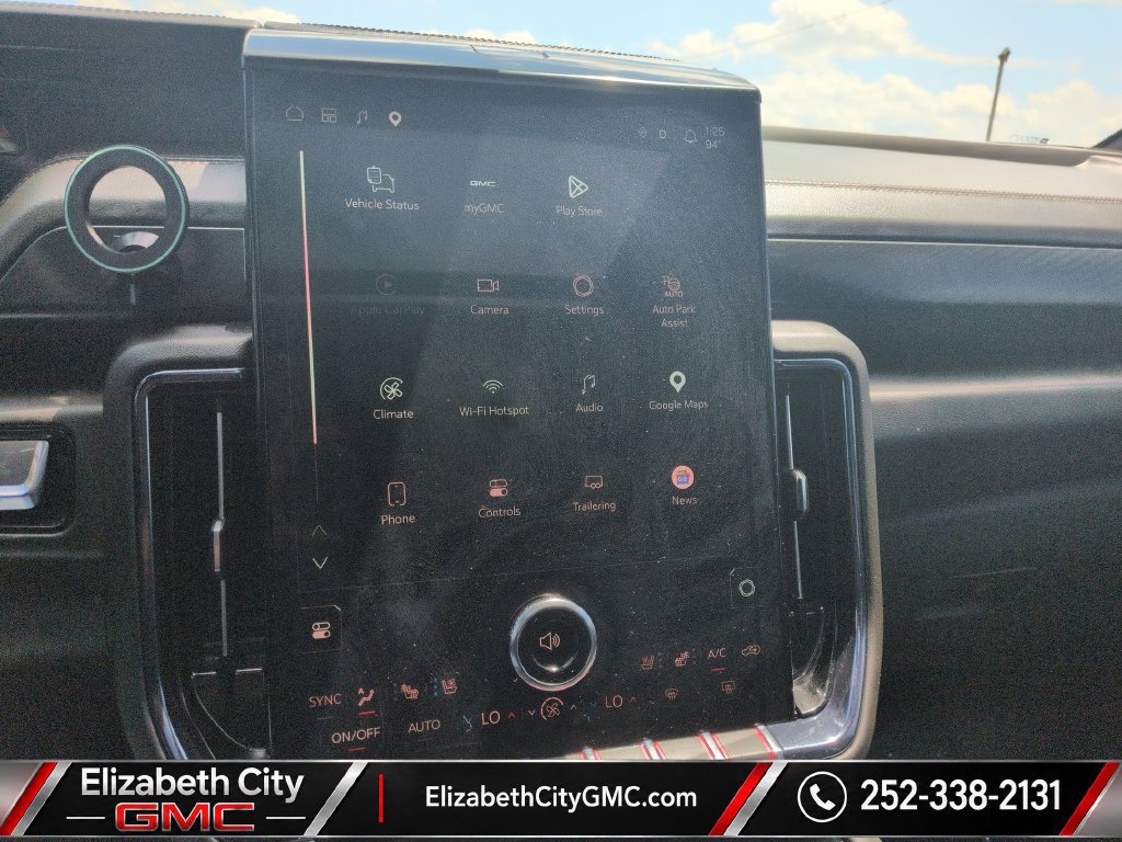 Used 2025 GMC Yukon AT4 w/ AT4 Premium Package AWD/4WD image 12