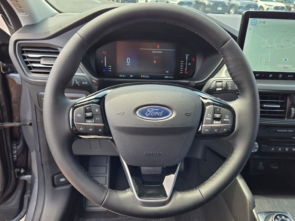 Used 2024 Ford Escape SE image 32
