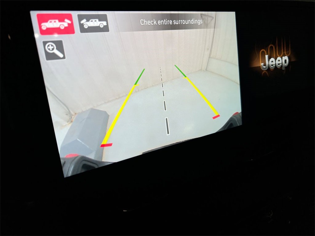 Used 2024 Jeep Gladiator Rubicon image 16