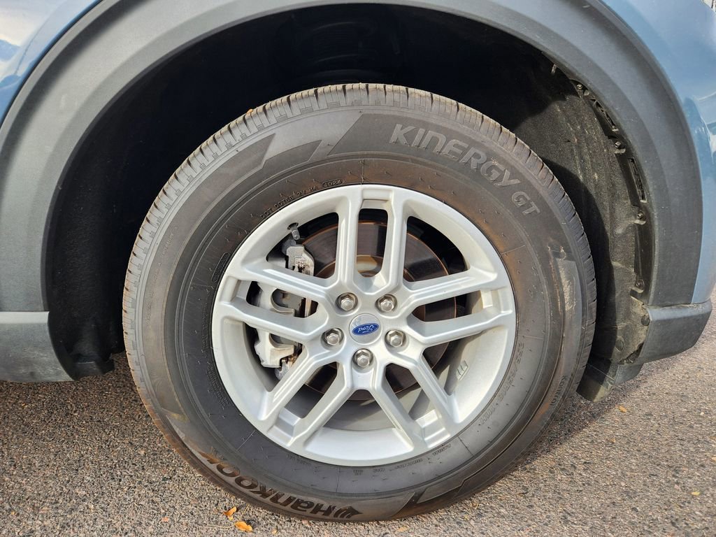 Used 2025 Ford Explorer Active w/ Active Comfort Package image 19