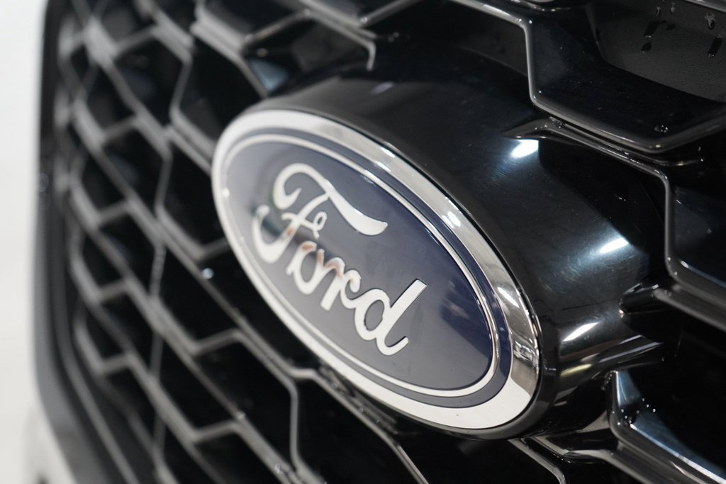 Used 2025 Ford Explorer ST-Line AWD/4WD image 23