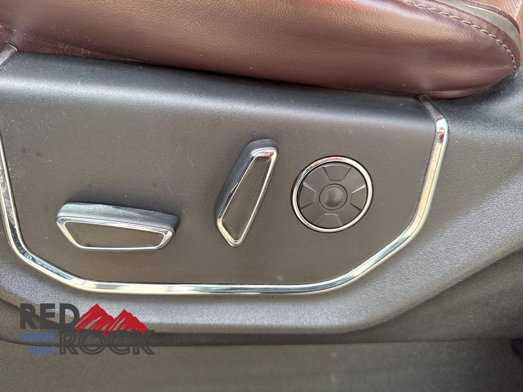 Used 2017 Ford F150 Platinum w/ Trailer Tow Package AWD/4WD image 12