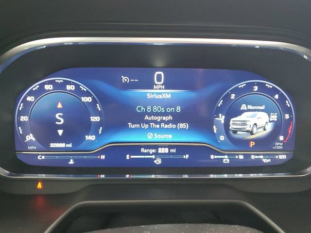 Used 2023 Chevrolet Tahoe Premier image 11