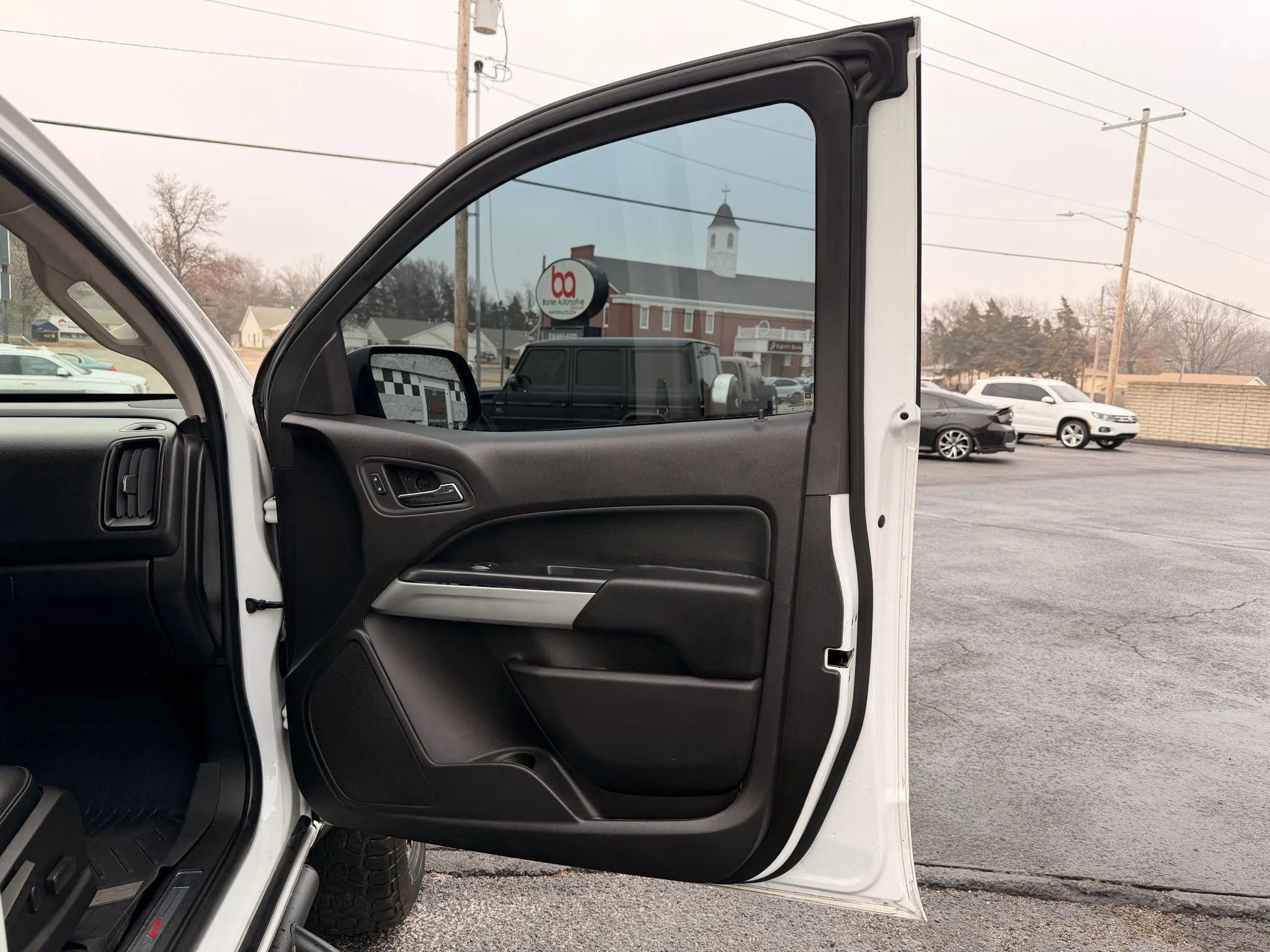 Used 2018 Chevrolet Colorado ZR2 image 28