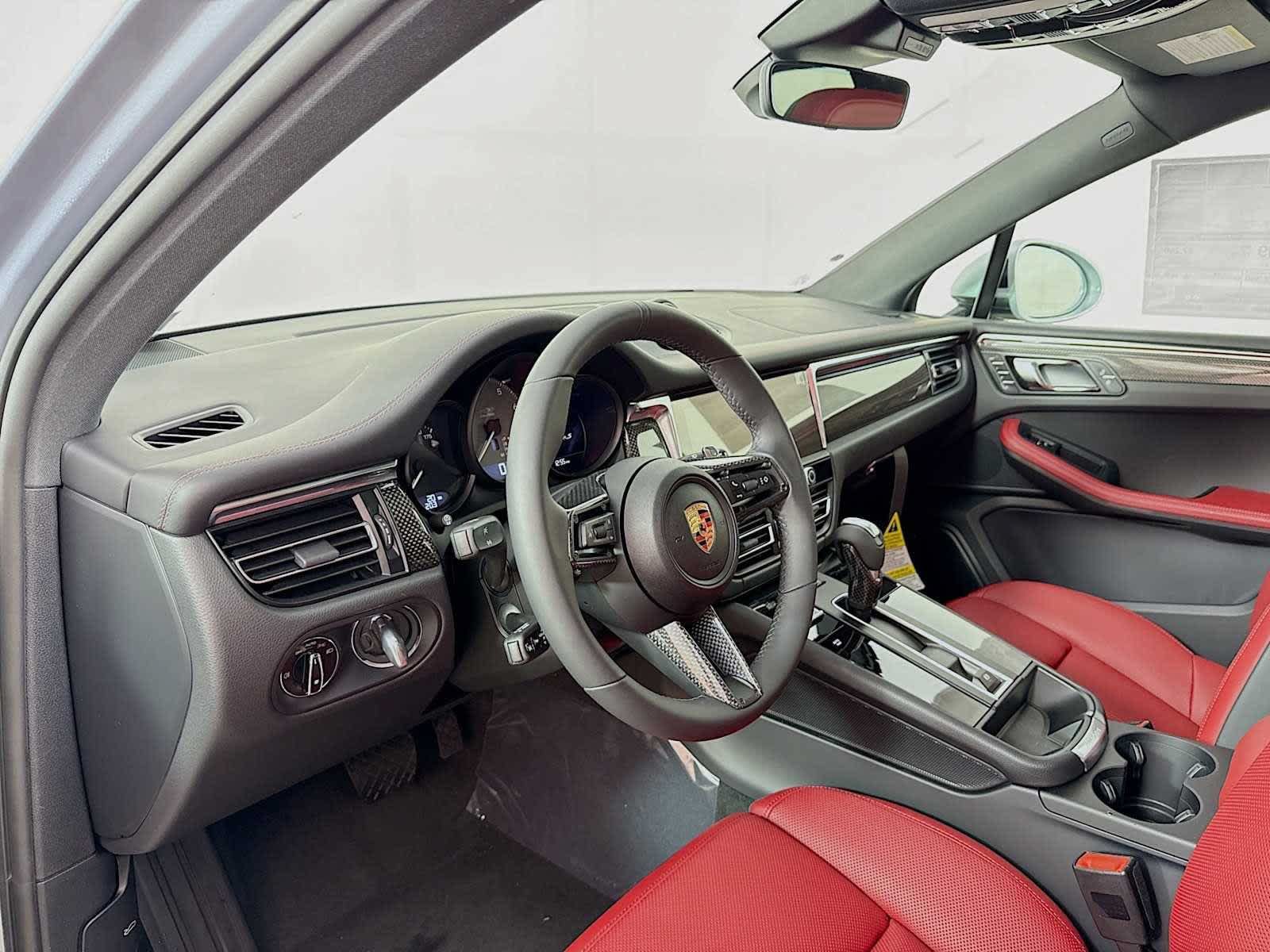 New 2025 Porsche Macan S AWD/4WD image 32