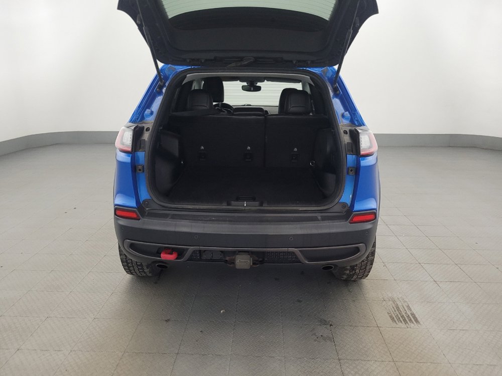 Used 2020 Jeep Cherokee Trailhawk w/ Cold Weather Group AWD/4WD image 29