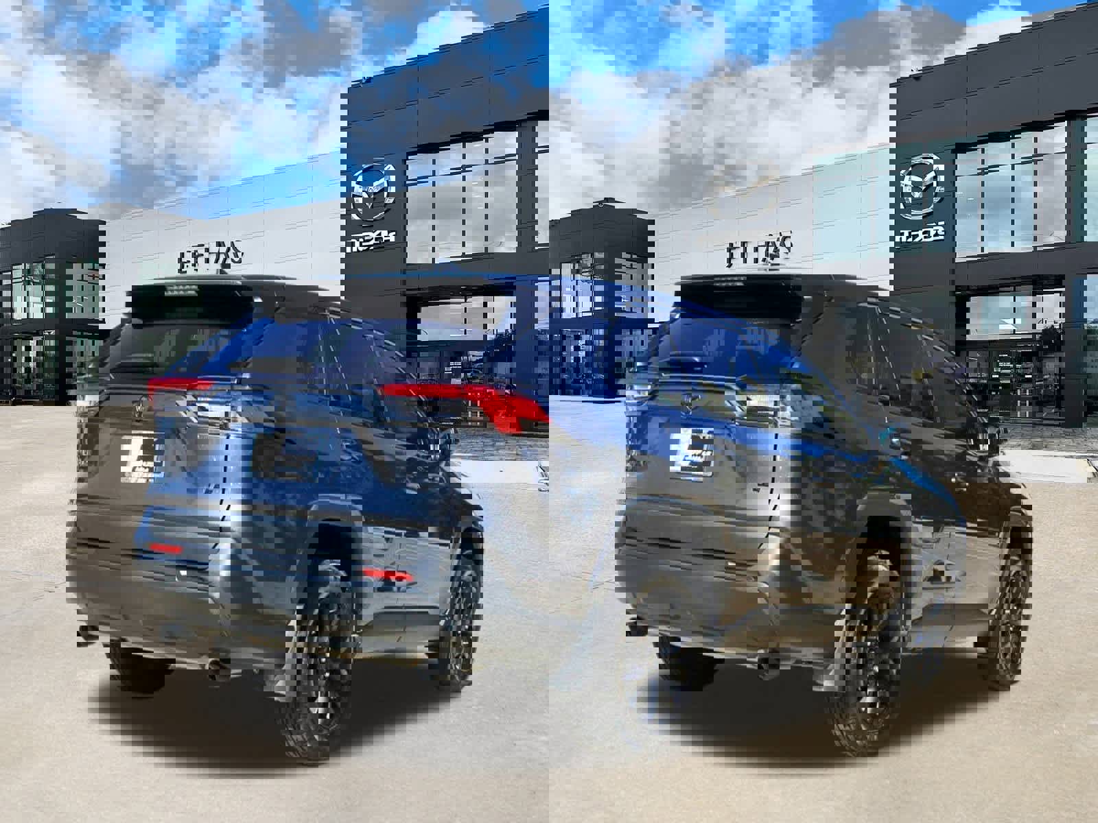 Used 2024 Toyota RAV4 LE image 3