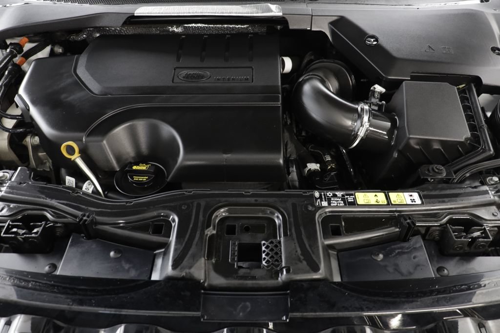 Certified 2025 Land Rover Discovery Sport S AWD/4WD image 24