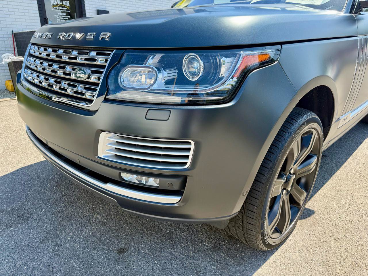 Used 2017 Land Rover Range Rover LWB SV Autobiography AWD/4WD image 9