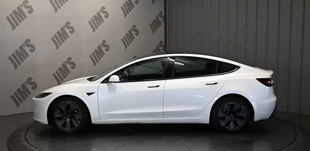 Used 2025 Tesla Model 3 Long Range RWD image 8