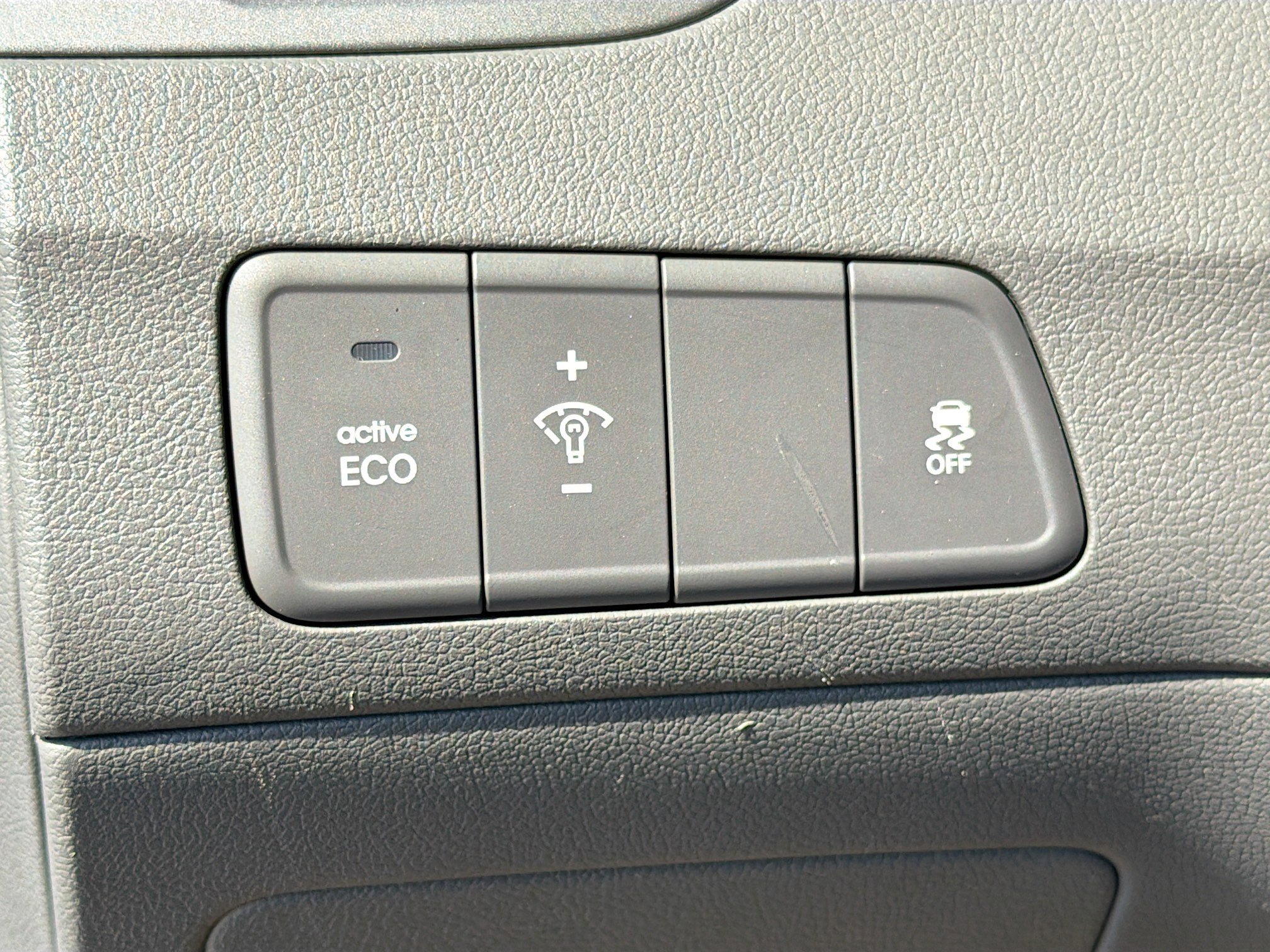 Used 2016 Hyundai Elantra SE image 26