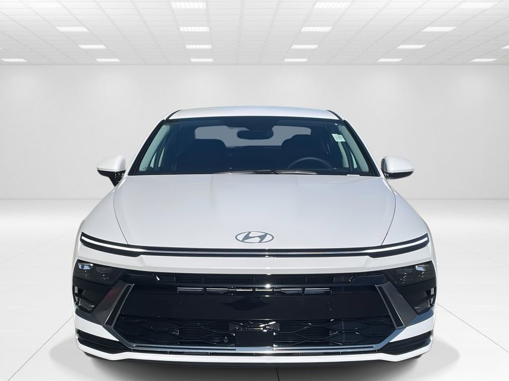 New 2026 Hyundai Sonata SEL FWD image 2