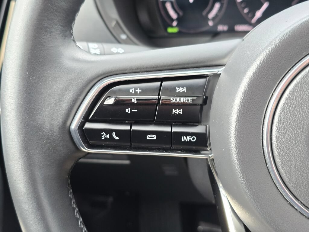 Certified 2025 MAZDA CX-70 Plug-In Hybrid w/ Premium Plus AWD/4WD image 21