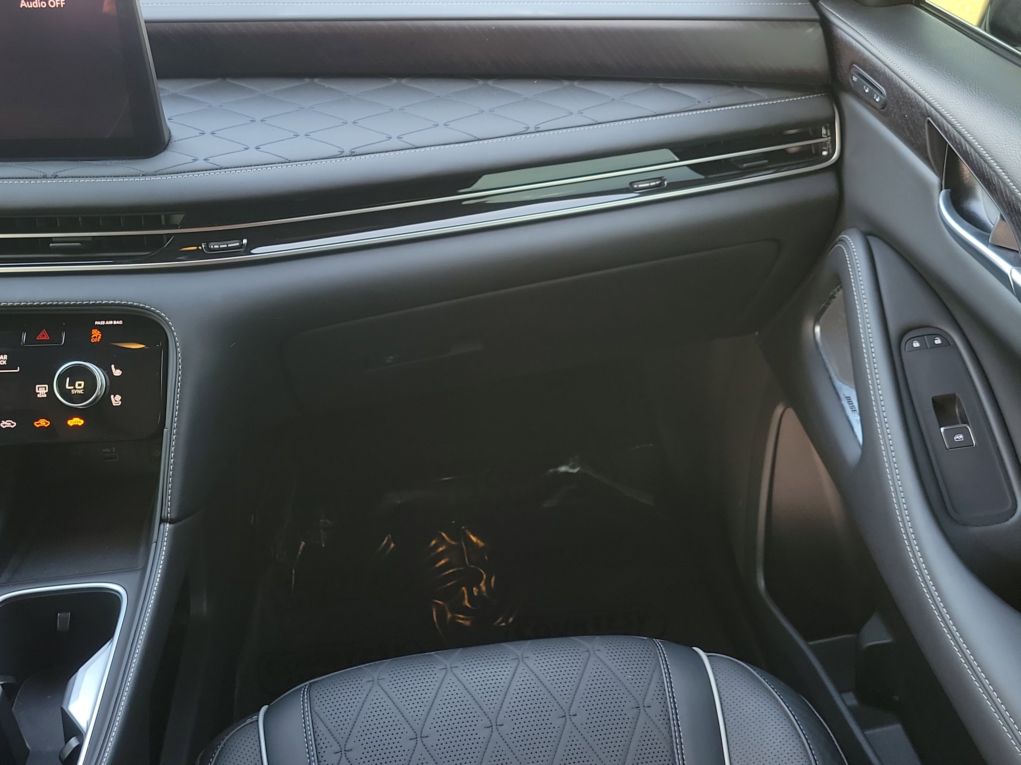 Certified 2025 INFINITI QX60 Autograph w/ Cargo Package AWD/4WD image 7