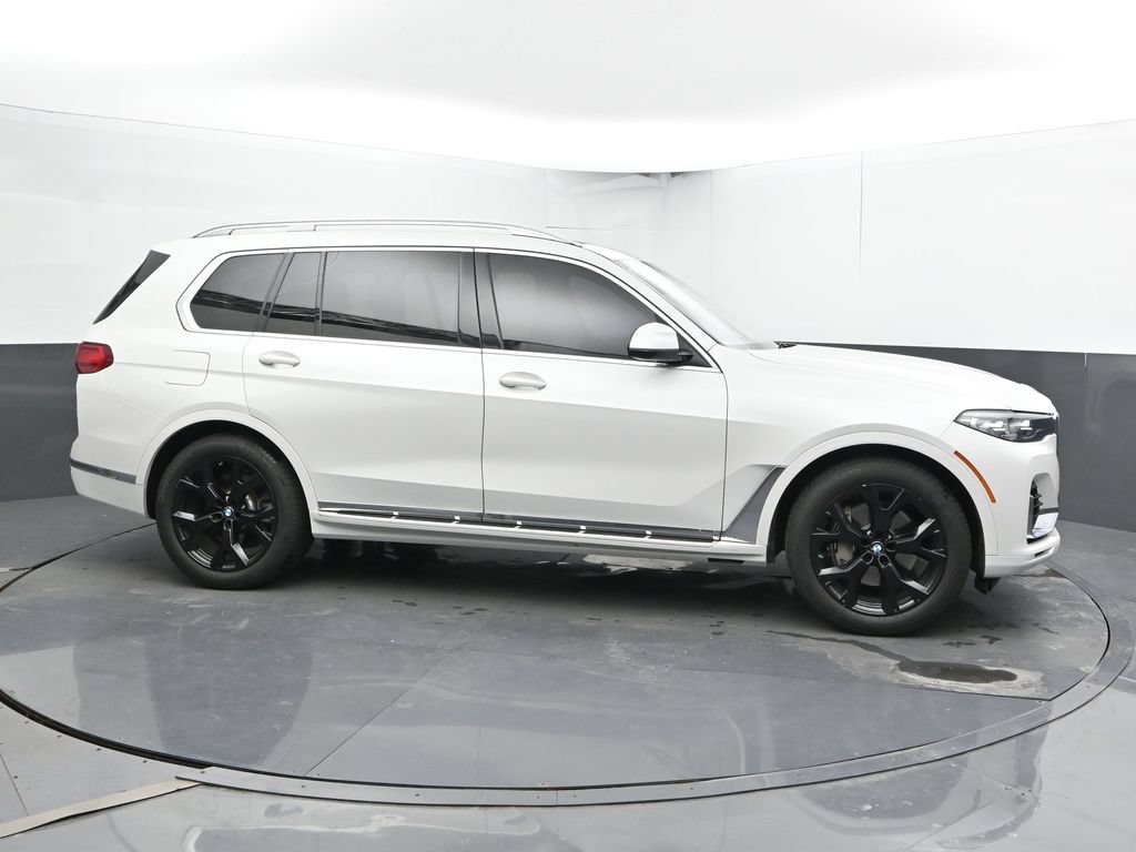 Used 2019 BMW X7 xDrive40i w/ Cold Weather Package AWD/4WD image 3