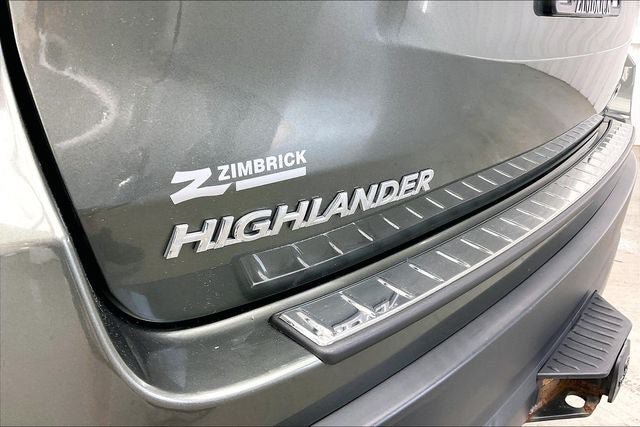 Used 2015 Toyota Highlander XLE AWD/4WD image 9