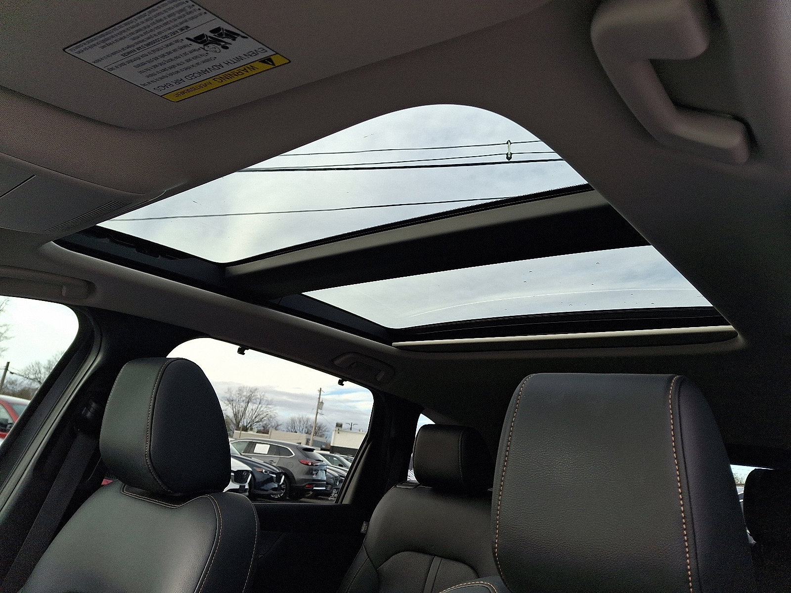 Certified 2024 MAZDA CX-90 Plug-In Hybrid w/ Premium Pkg image 17