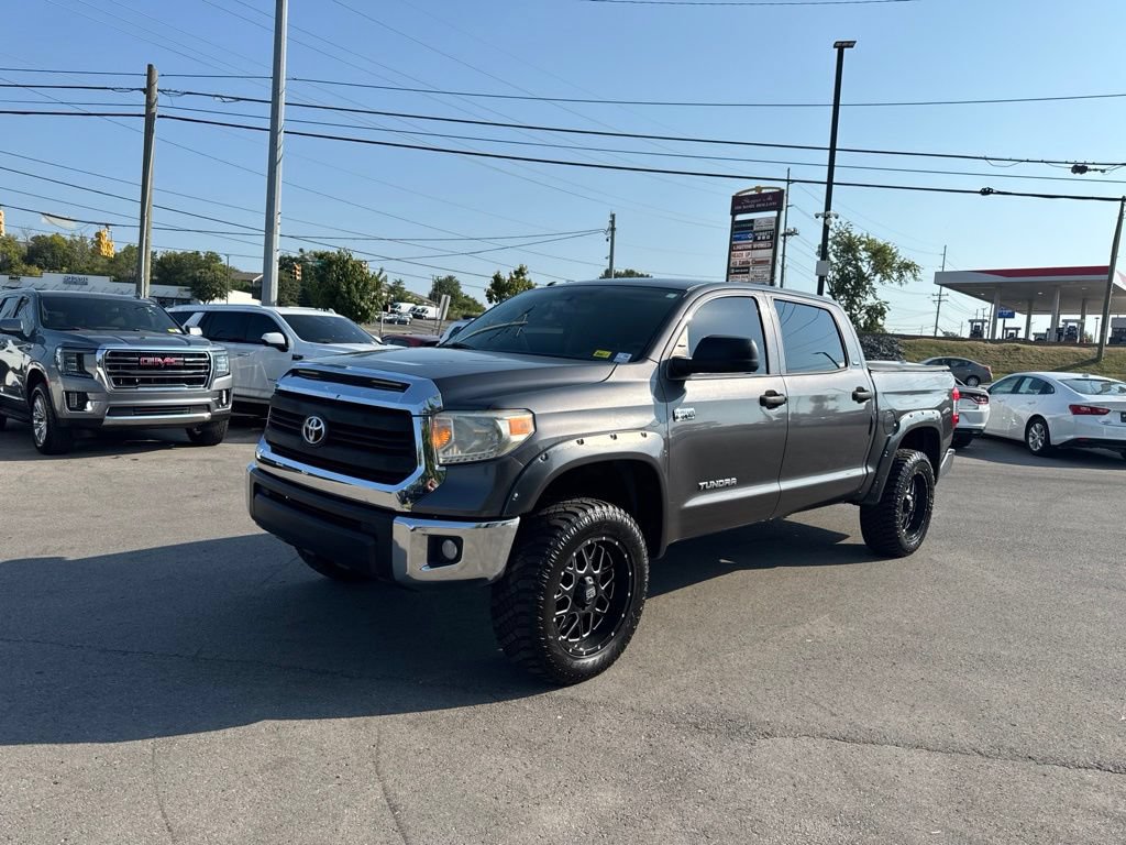 Used 2015 Toyota Tundra SR5 w/ SR5 Upgrade Package AWD/4WD image 5