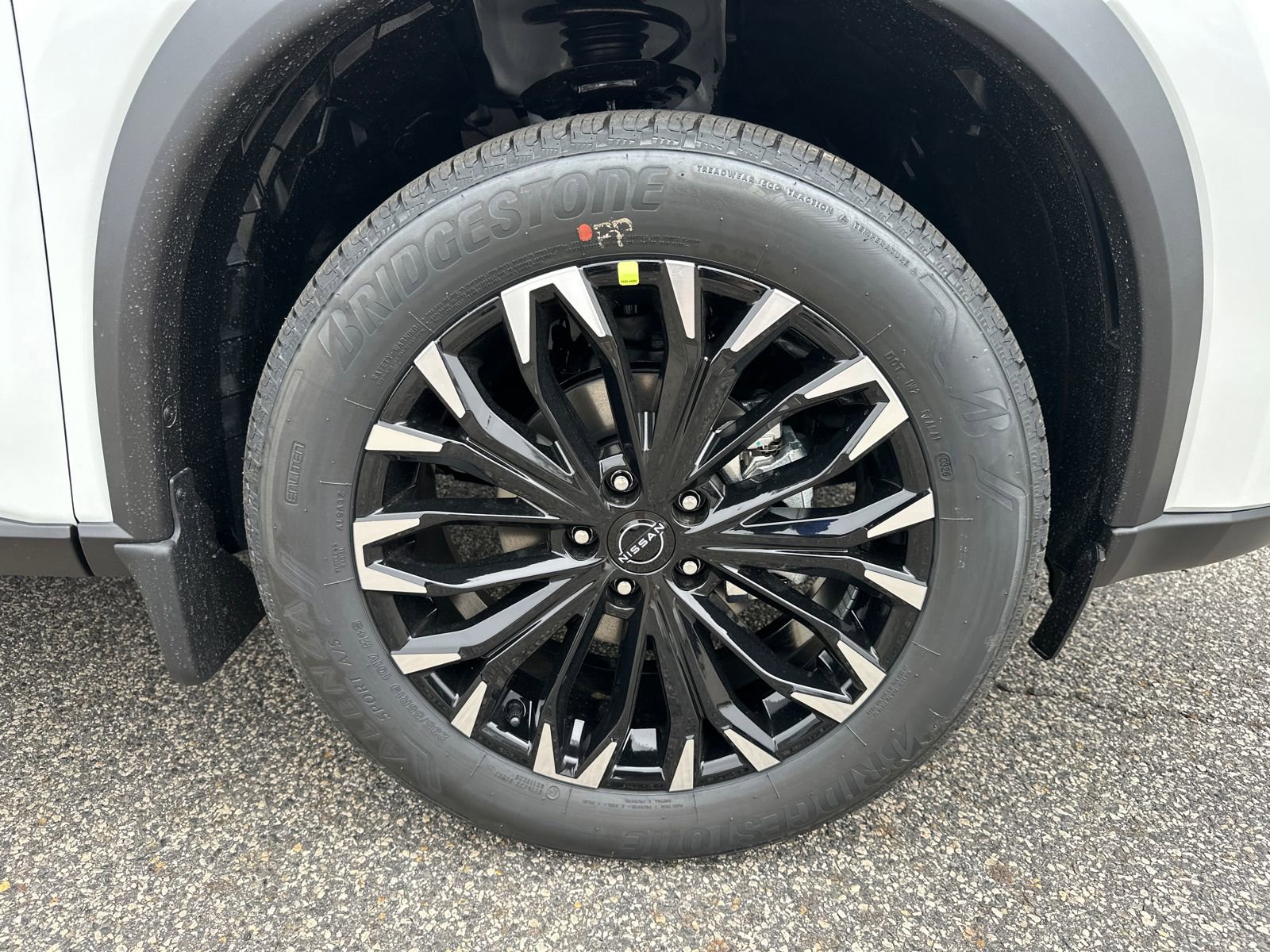 New 2026 Nissan Rogue SV image 12