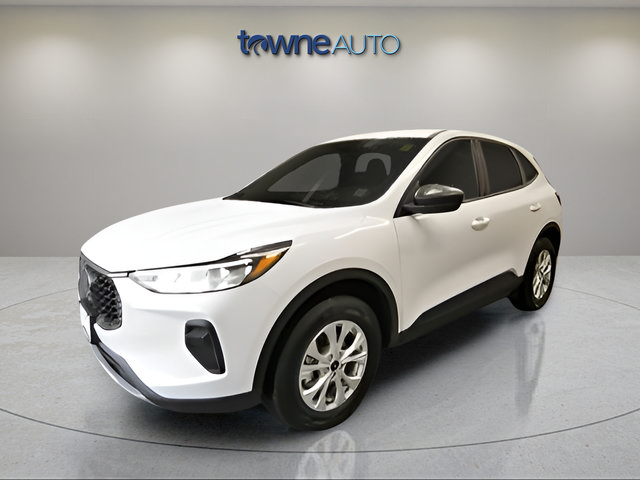 Used 2025 Ford Escape Active w/ Cold Weather Package AWD/4WD image 1