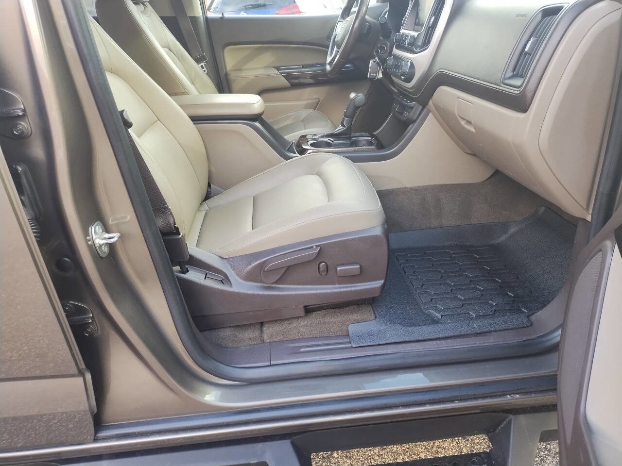 Used 2015 GMC Canyon SLT AWD/4WD image 23
