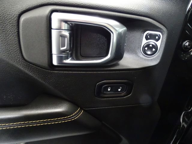 Certified 2025 Jeep Wrangler Unlimited Sahara image 3