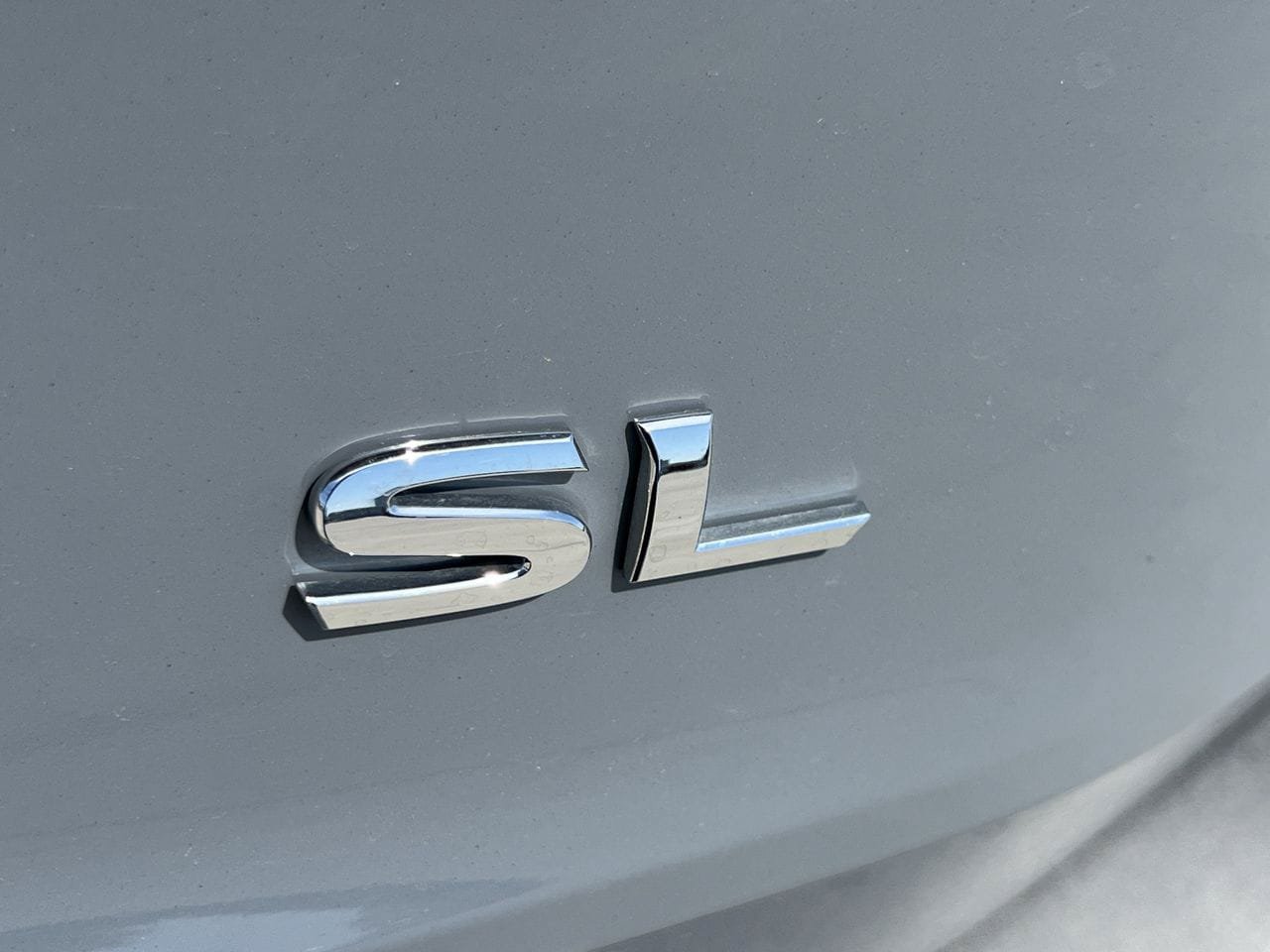 Used 2023 Nissan Rogue SL w/ SL Premium Package FWD image 5