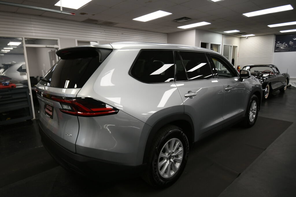 Certified 2025 Toyota Grand Highlander AWD image 7
