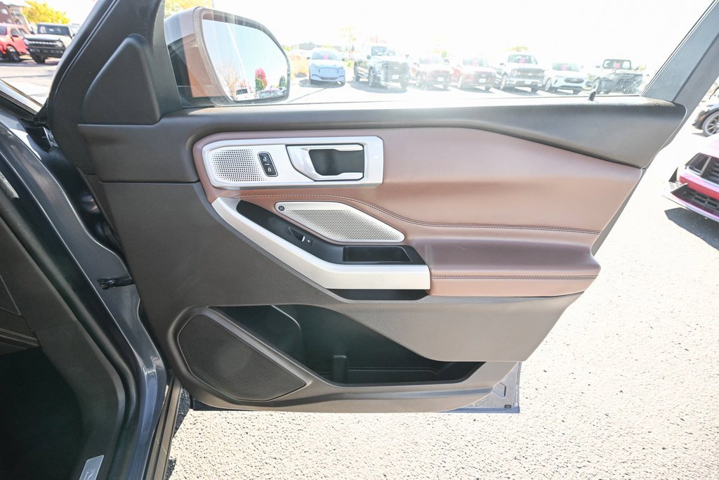 Certified 2021 Ford Explorer King Ranch w/ Premium Technology Package image 27