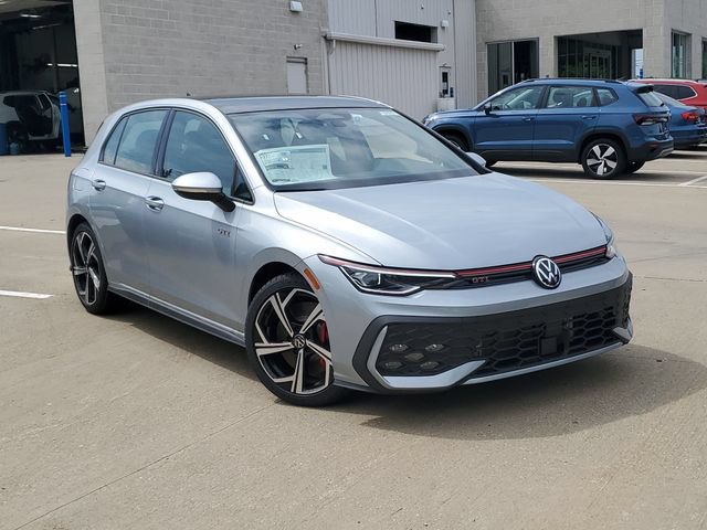 New 2026 Volkswagen GTI SE FWD image 18