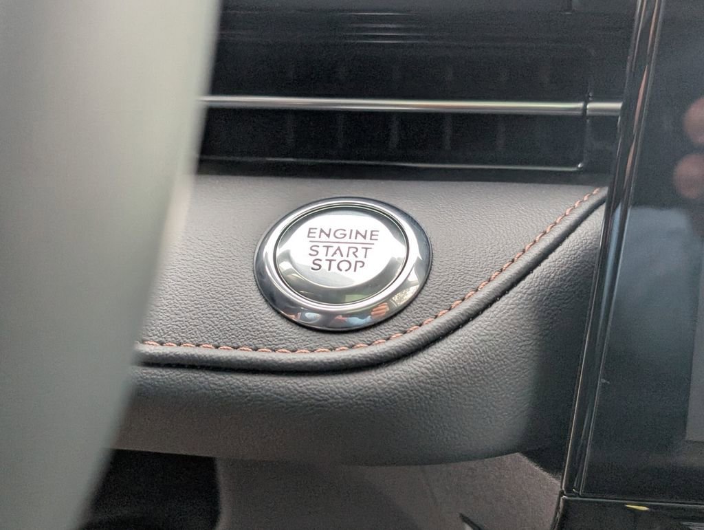 New 2026 Lincoln Nautilus Reserve AWD/4WD image 19