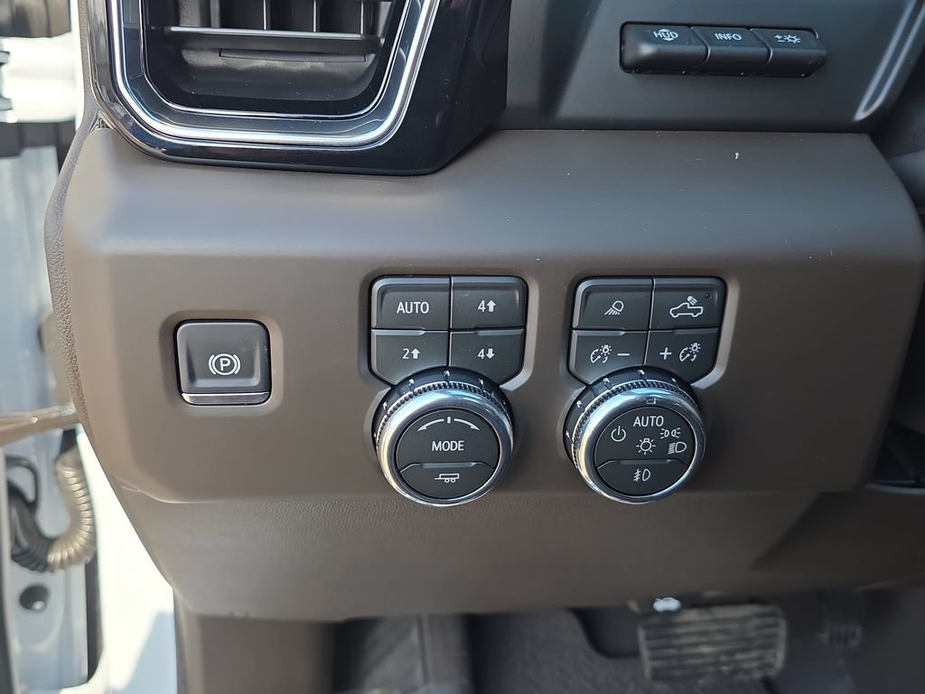 New 2026 GMC Sierra 1500 Denali AWD/4WD image 26