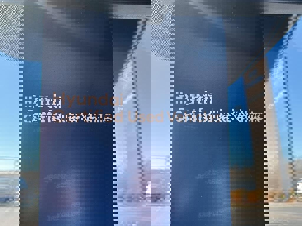 New 2025 Hyundai Elantra Sport image 25