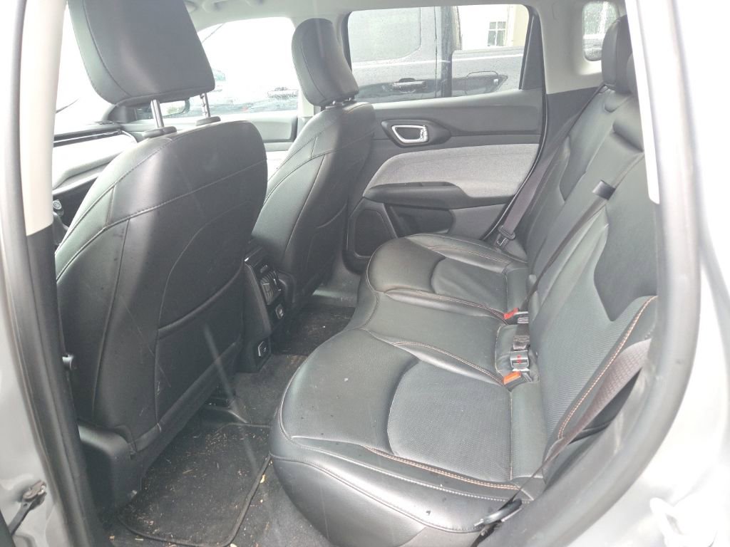 Used 2022 Jeep Compass Latitude AWD/4WD image 7